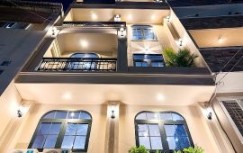 Nhà hẻm xe hơi Thích Quảng Đức Phường Đức Nhuận – 1 lửng 2 lầu sân thượng, full nội thất cao cấp, giá 8.7 tỷ