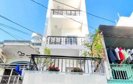 Bán nhà hẻm xe hơi Cách Mạng Tháng 8, Phường Tân Sơn Nhất – Nhà 3 lầu đẹp, 7 phòng ngủ