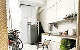 Bán nhà đẹp 3 lầu sân thượng hẻm Vĩnh Viễn, Phường Vườn Lài – nhà mới, kiên cố, đầy đủ nội thất, giá chỉ 4.68 tỷ