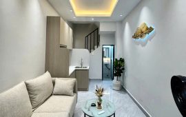 Bán nhà đẹp 2 lầu 2 phòng ngủ hẻm Phan Đình Phùng Phường Cầu Kiệu – Gần chợ Phú Nhuận, sân bay, giá 4.96 tỷ